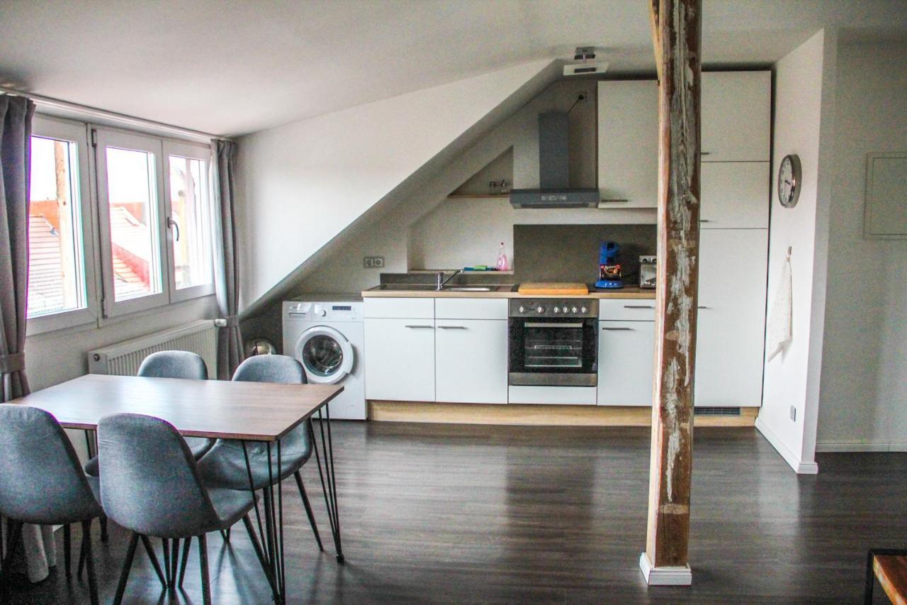 Exklusive 2 Zi. Dachgeschosswohnung In Top Lage! BRE Extérieur photo