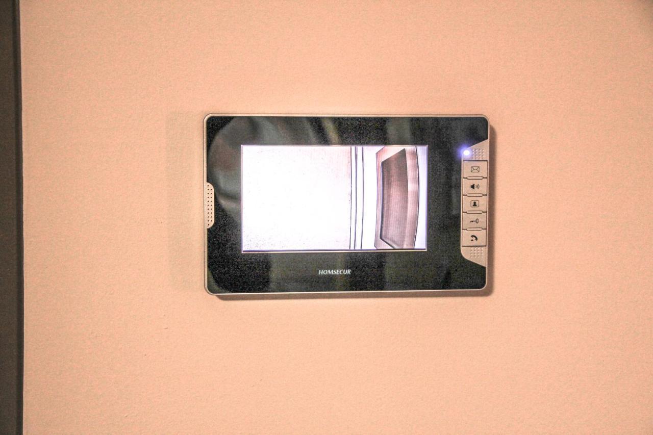 Exklusive 2 Zi. Dachgeschosswohnung In Top Lage! BRE Extérieur photo