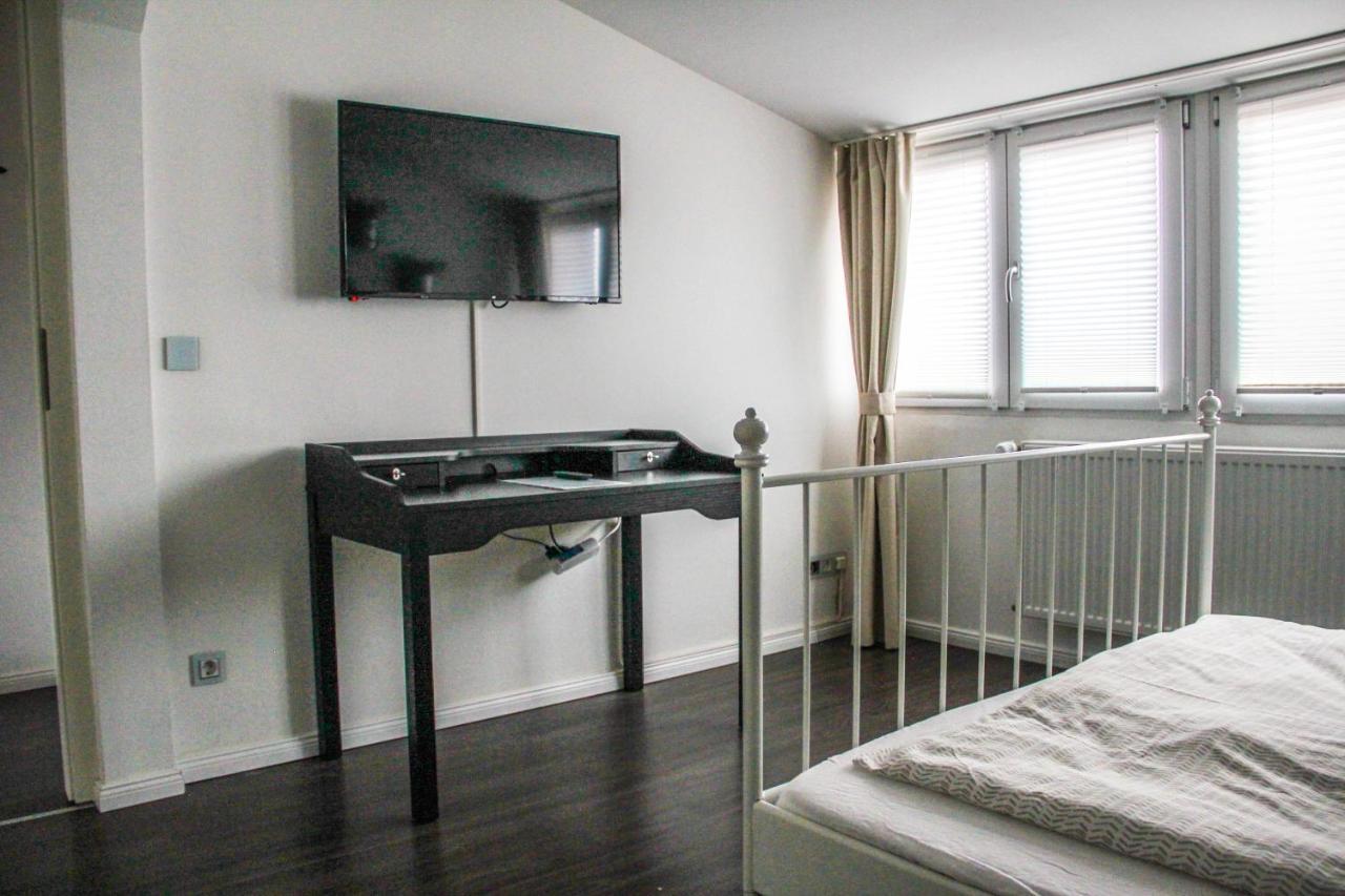Exklusive 2 Zi. Dachgeschosswohnung In Top Lage! BRE Extérieur photo
